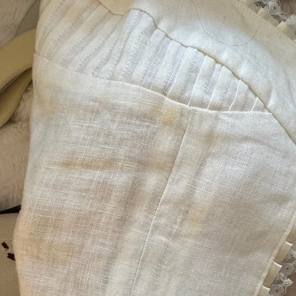 Lace-Trim White Linen Corset Tank Top - Picture 2 of 5